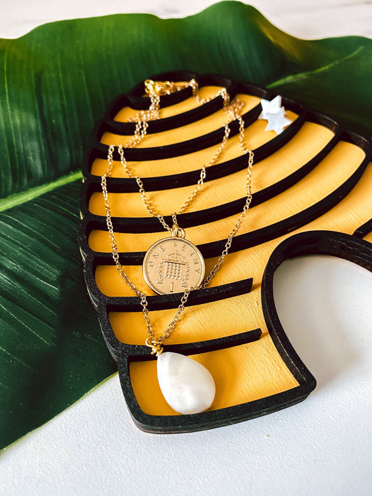 Eliza Mother of Pearl Necklace Set